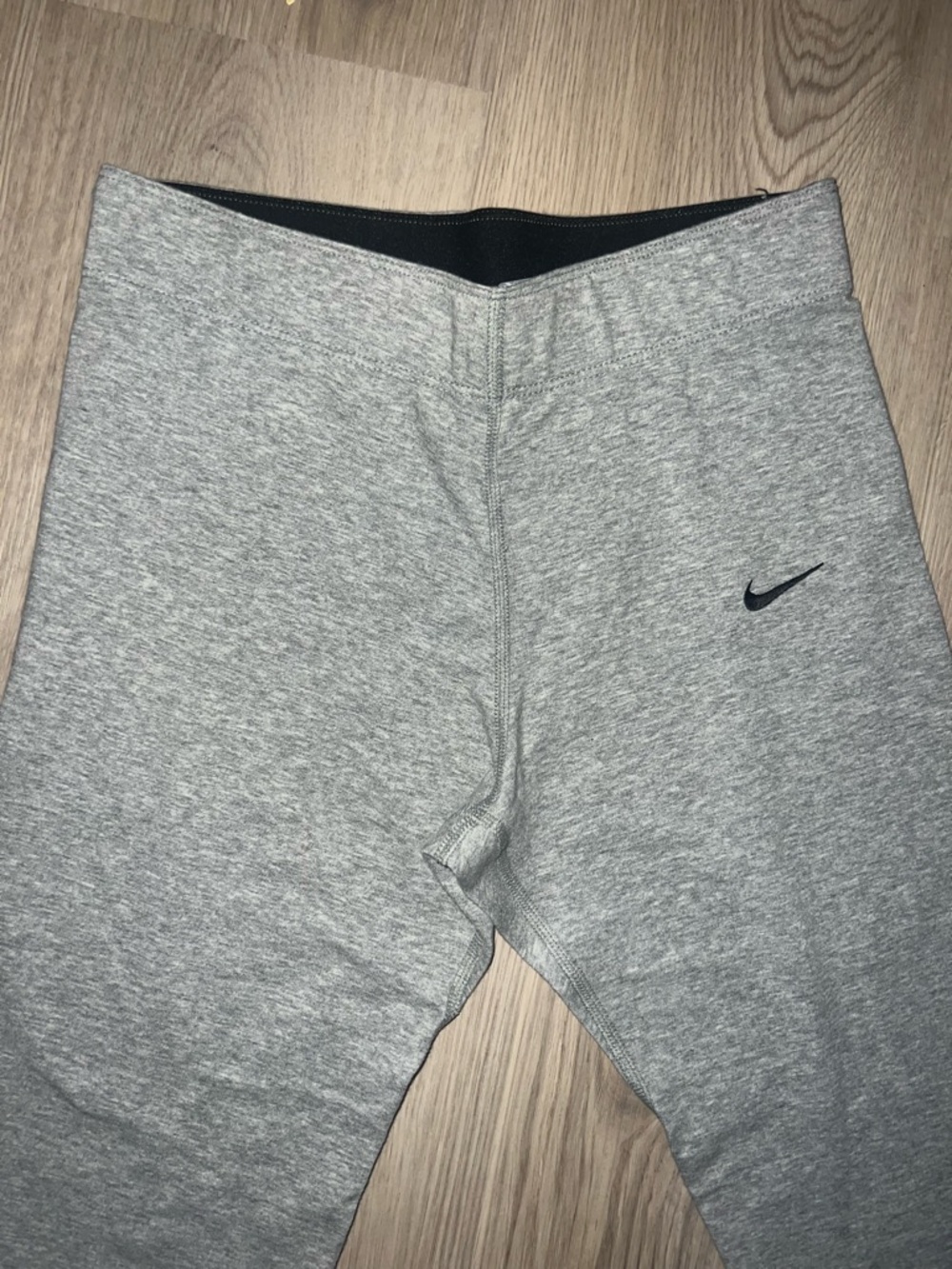 Nike Gray Capri Leggings Size Small Cotton Blend - Picture 12 of 14